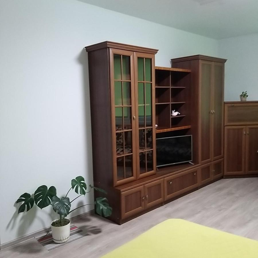 Дво І Одно Кімнатні Апартаменти Новобуд Рн Авторинку Трц Адреналін Сіті Lutsk Bagian luar foto